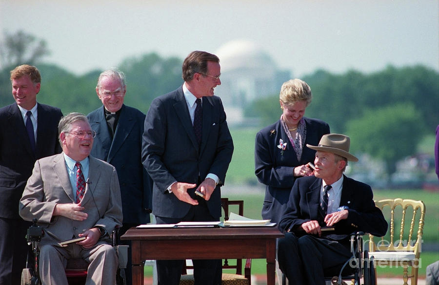 Harold Wilke With George Bush And Dan Photograph by Bettmann