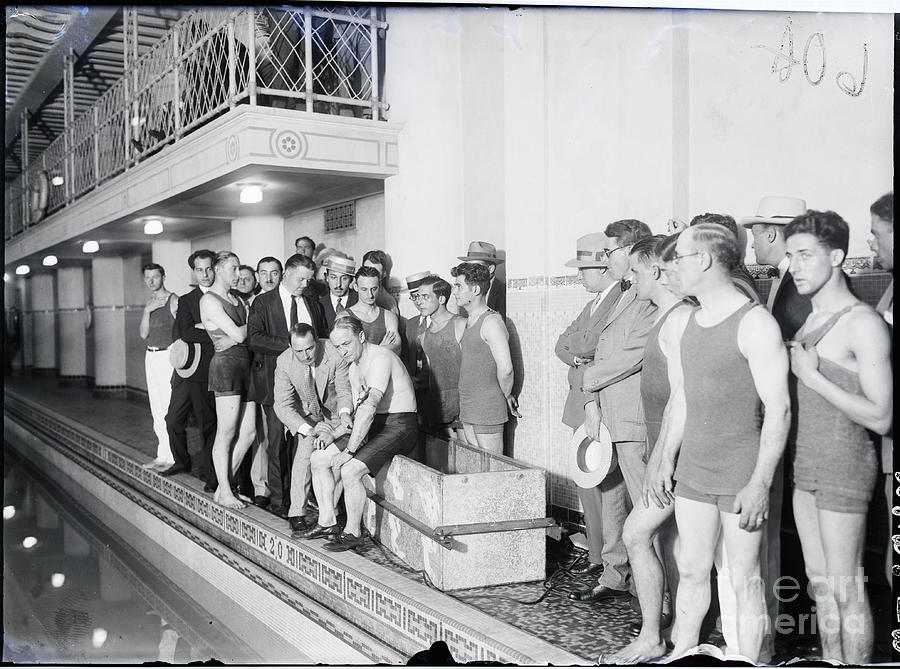 Harry Houdini Is Examined At Poolside Photograph by Bettmann