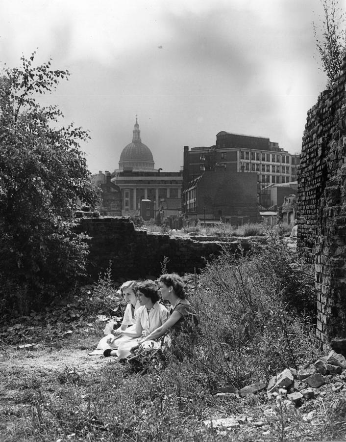 Haven In The City Photograph by Derek Berwin Haven In The City Photograph by Derek Berwin