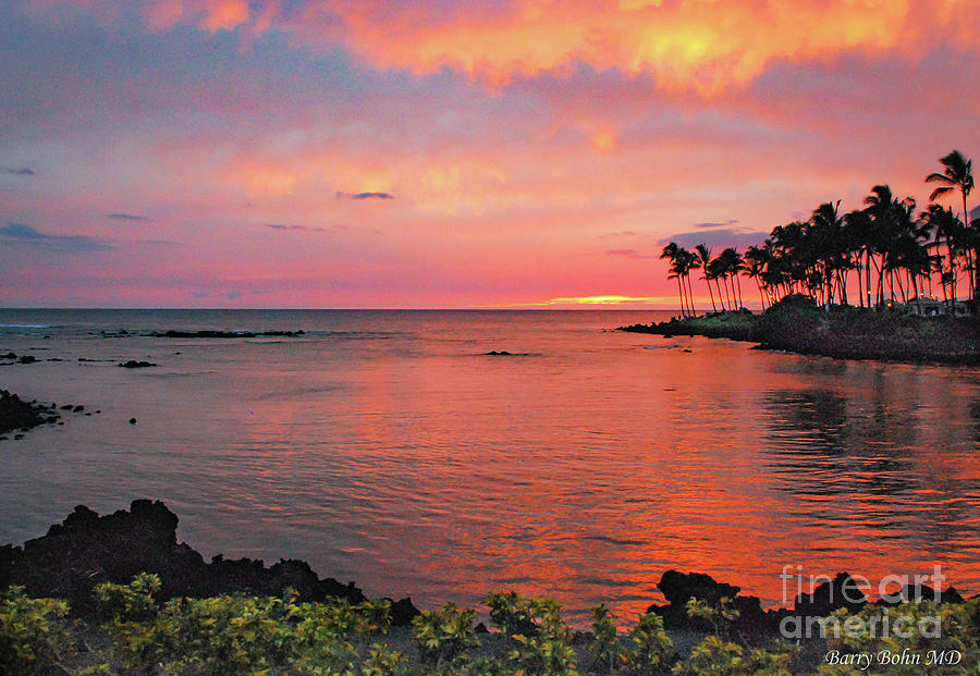 Hawaii sunset Photograph by Barry Bohn