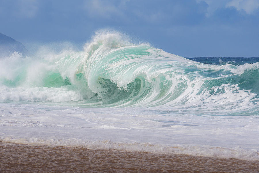 Hawaiian Shorebreak by Eric Full Hawaiian Shorebreak by Eric Full