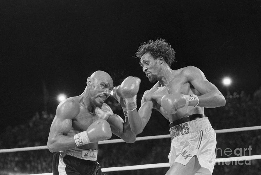 Hearns Landing Punch To Haglers Face Photograph by Bettmann