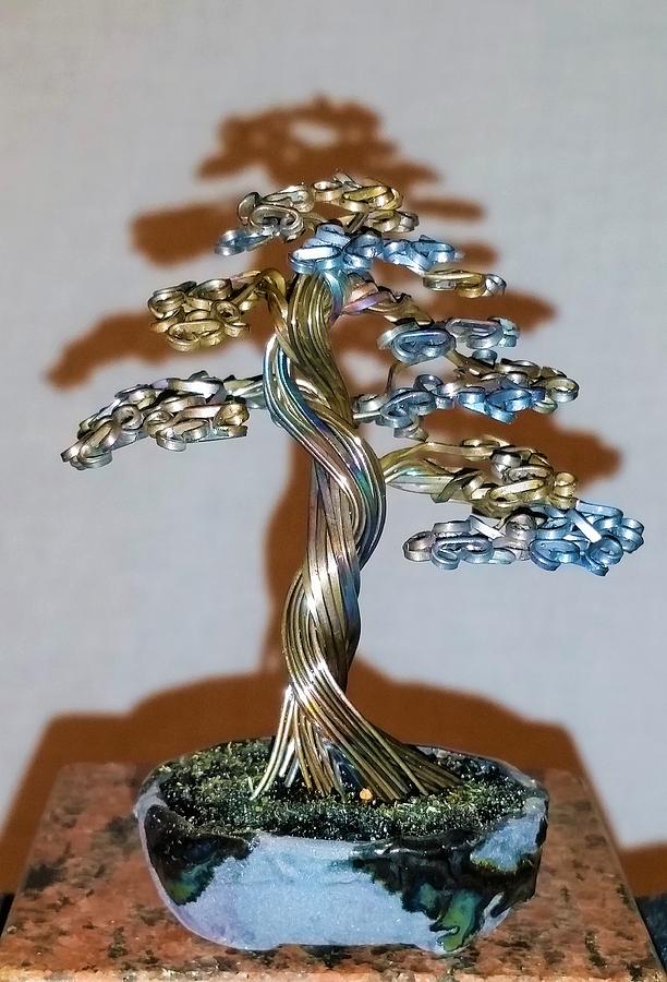 Large Gold Wire Tree Sculpture Sculpture by Ricks Tree Art - Fine