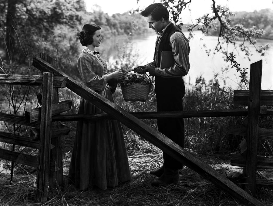 Henry Fonda And Pauline Moore In Young Mr Lincoln Photograph By Globe Photos Fine Art America 5006