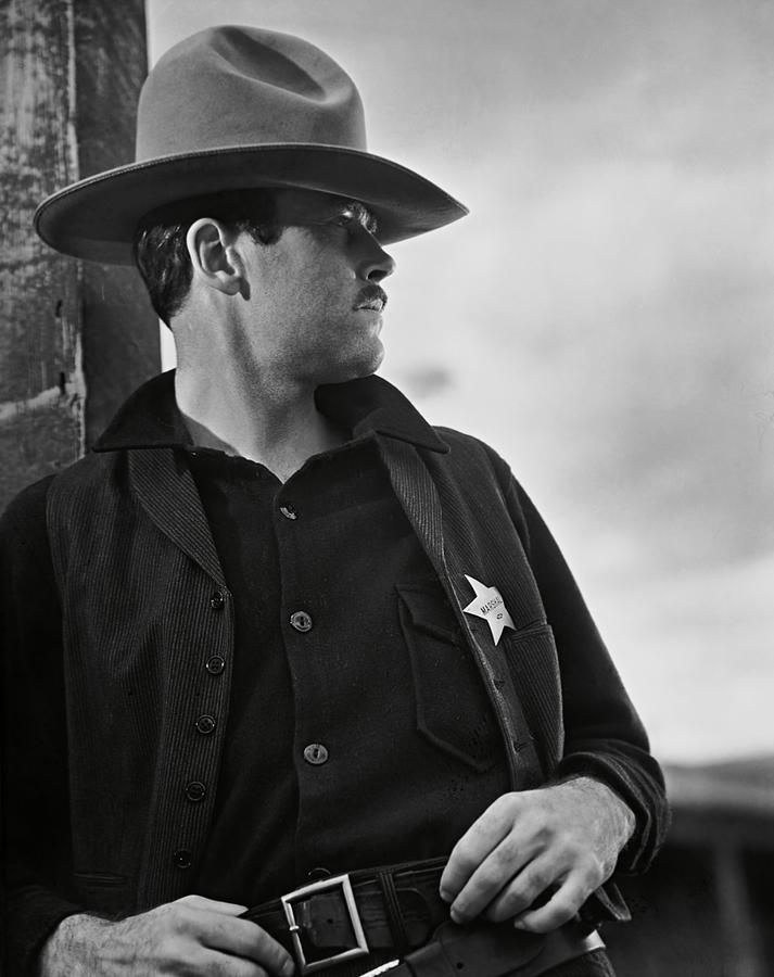 HENRY FONDA in MY DARLING CLEMENTINE -1946-. Photograph by Album - Pixels