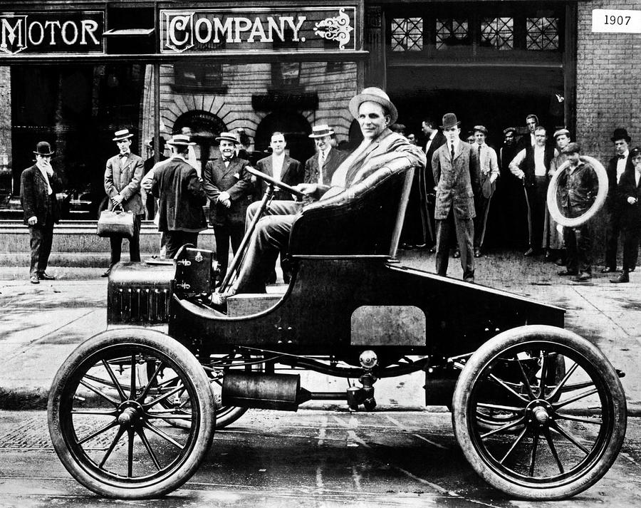 Henry Ford In Model T Photograph by Underwood Archives