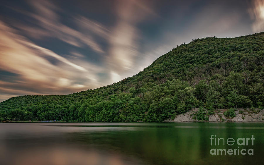 Hessian Lake  Photograph by Reynaldo BRIGANTTY