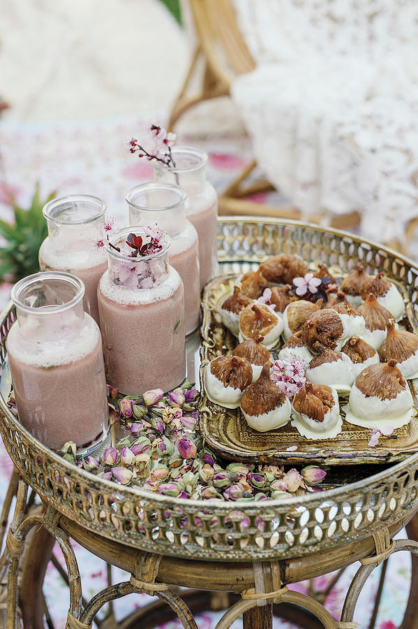 Hibiscus And Rose Lattes And Dried Figs With White Chocolate Photograph by Great Stock!