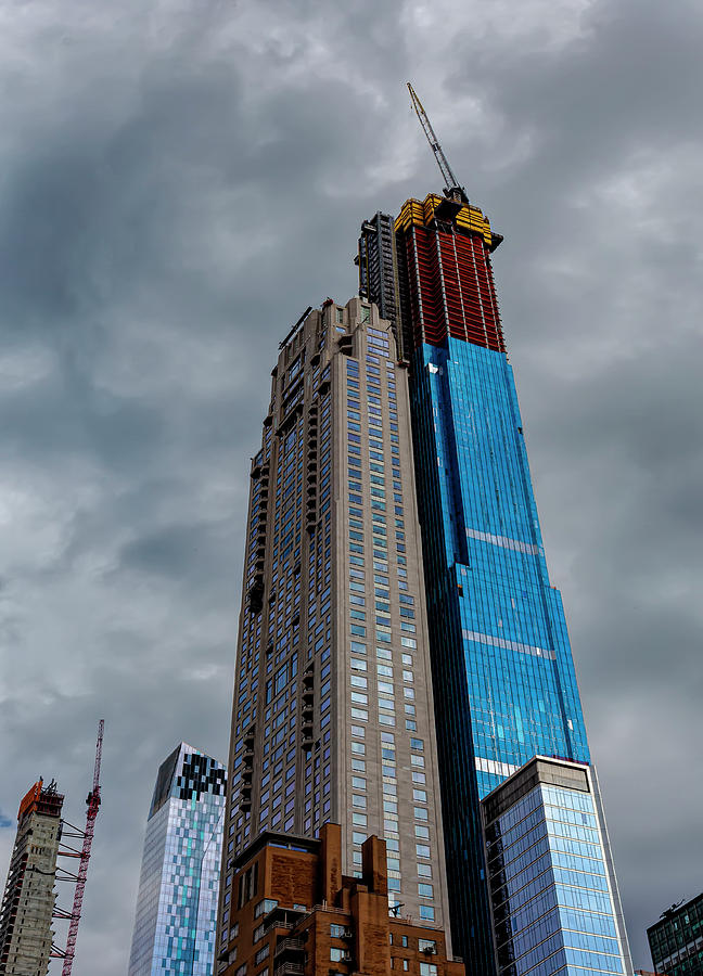 High Rise Construction Midtown Manhattan  Photograph by Robert Ullmann