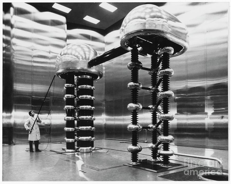 Torus Photograph - High-voltage Generator Being Grounded by Hagley Museum And Archive/science Photo Library