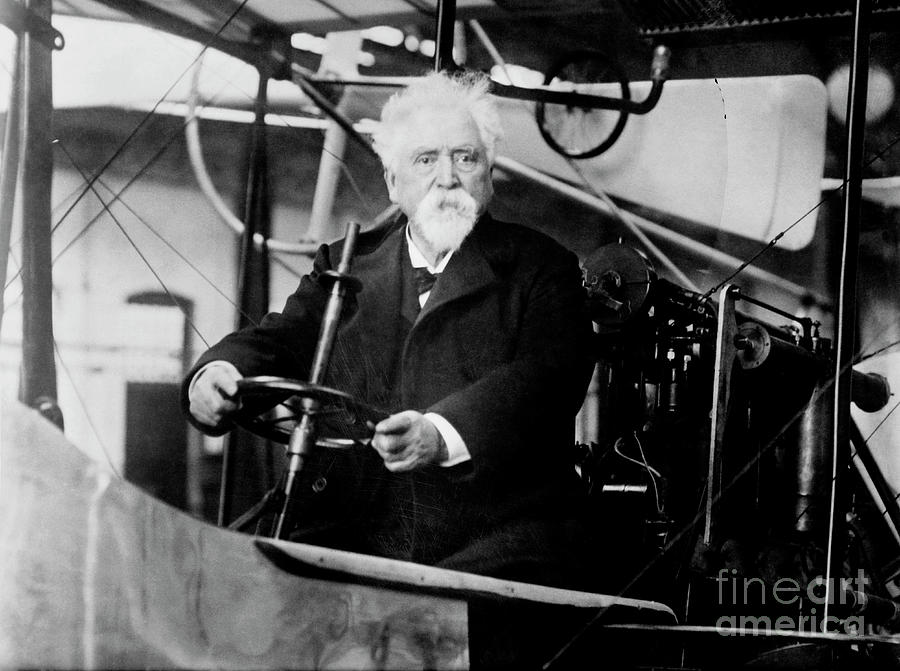 Hiram Maxim Photograph by Library Of Congress/science Photo Library