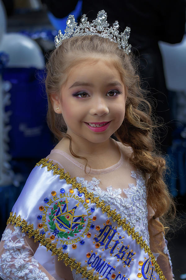 Hispanic Day NYC 10_14_2018 NYC Young Beauty Queen - El Salvador Photograph by Robert Ullmann