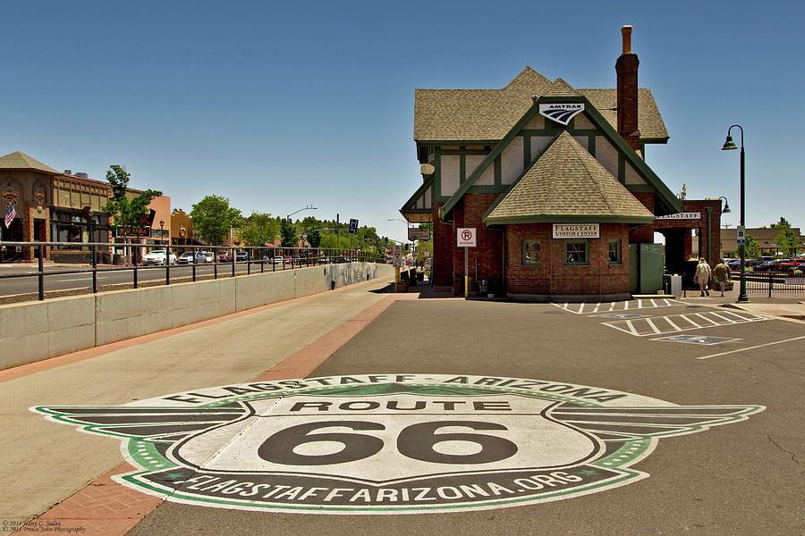 Historic Flagstaff Visitor Center Photograph by Hany J