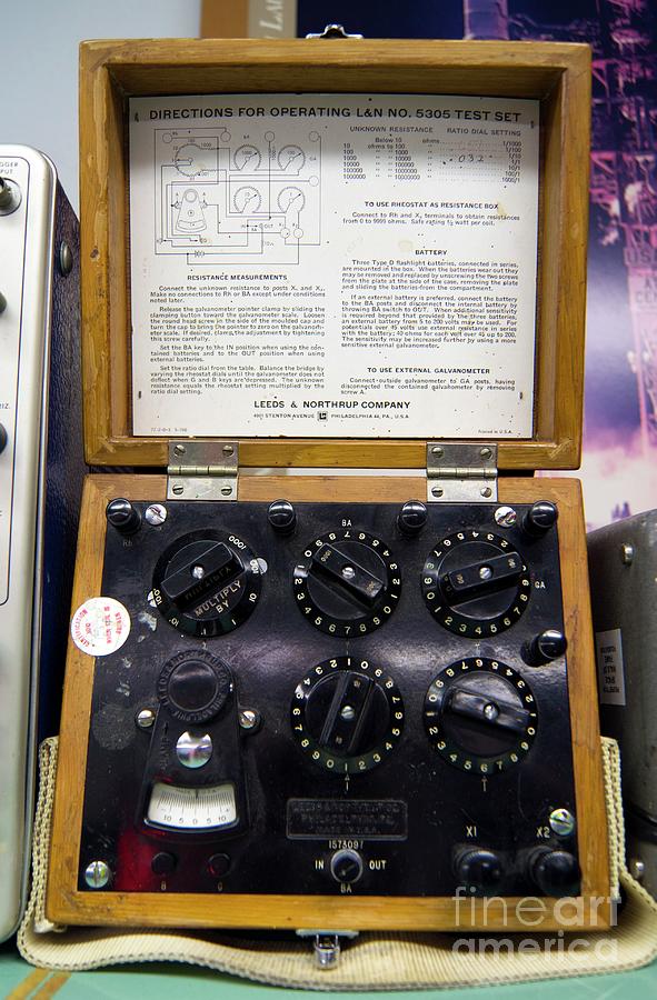 Historic Resistance Galvanometer. Photograph by Mark Williamson/science Photo Library