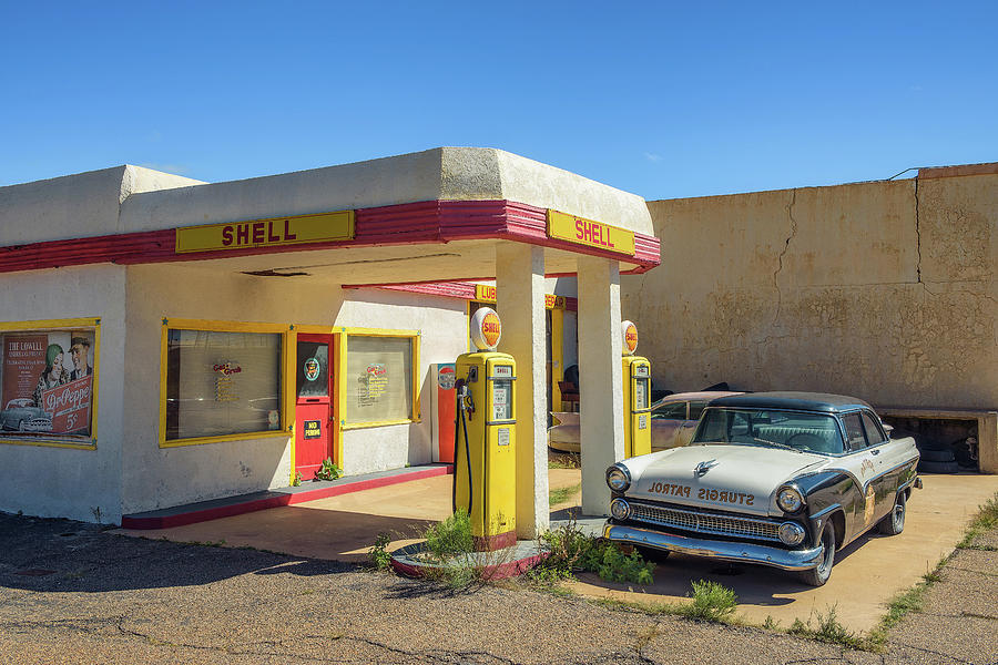 Historic Shell gas station in the abandoned mine town of Lowell