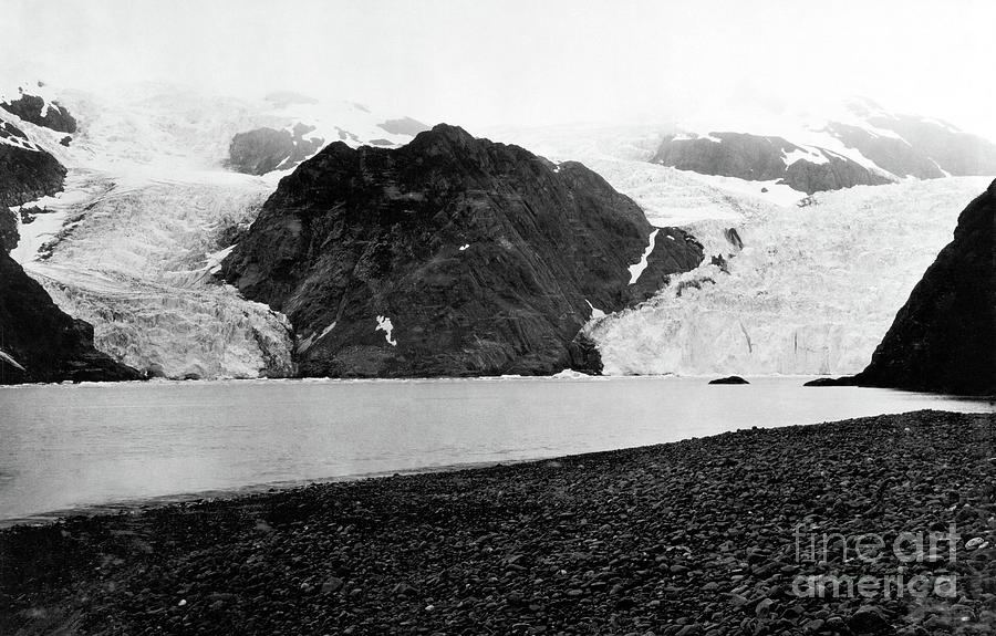 Holgate Glacier Photograph by Ulysses Sherman Grant, Nsidc, Wdc/science ...