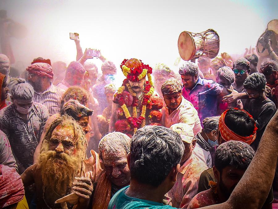 People Photograph - Holi At Cemetery by Dhiraj Goswami