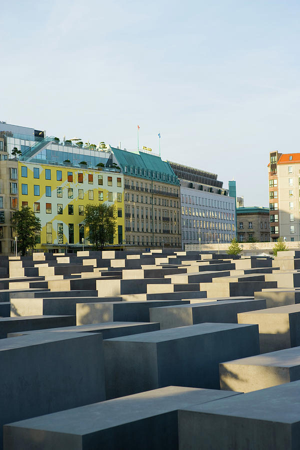 Cube Digital Art - Holocaust Memorial, Berlin, Germany by Oanh