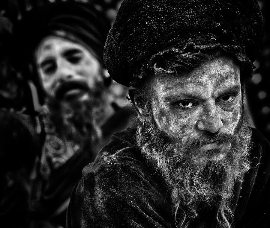 Holy Men In Kumbha Mela, Allahabad Photograph by Giovanni Cavalli