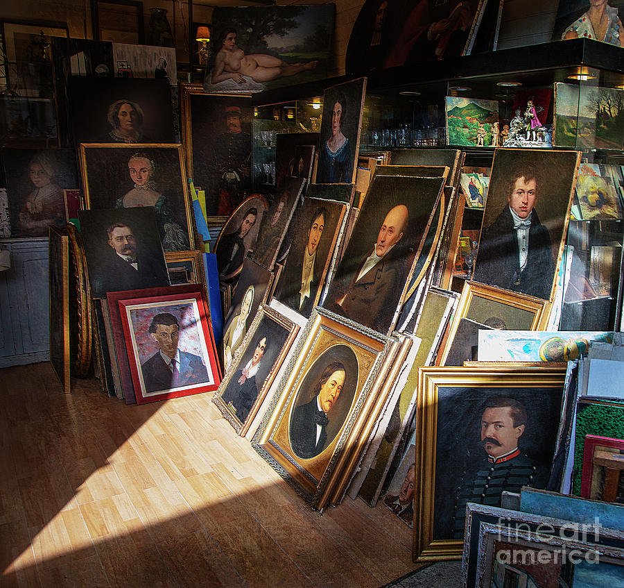 Home of Lost Portraits Photograph by Craig J Satterlee