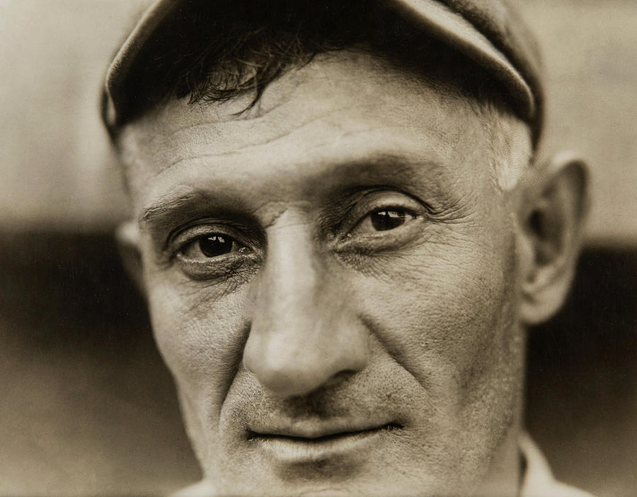 Honus Wagner - Pittsburgh Pirates 1915 Photograph by Daniel Hagerman