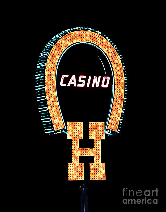 Horseshoe Casino Photograph By Tru Waters