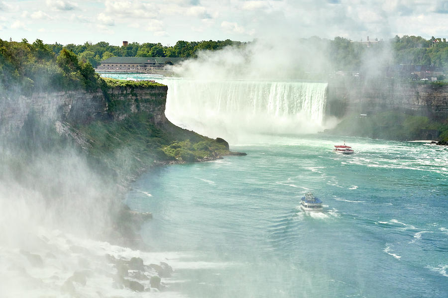 Horseshoe Falls at Niagara Photograph by Jim Hughes