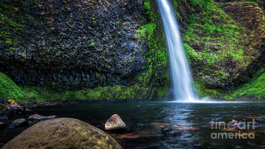 HORSETAIL FALLS OREGON by Doug Sturgess HORSETAIL FALLS OREGON by Doug Sturgess