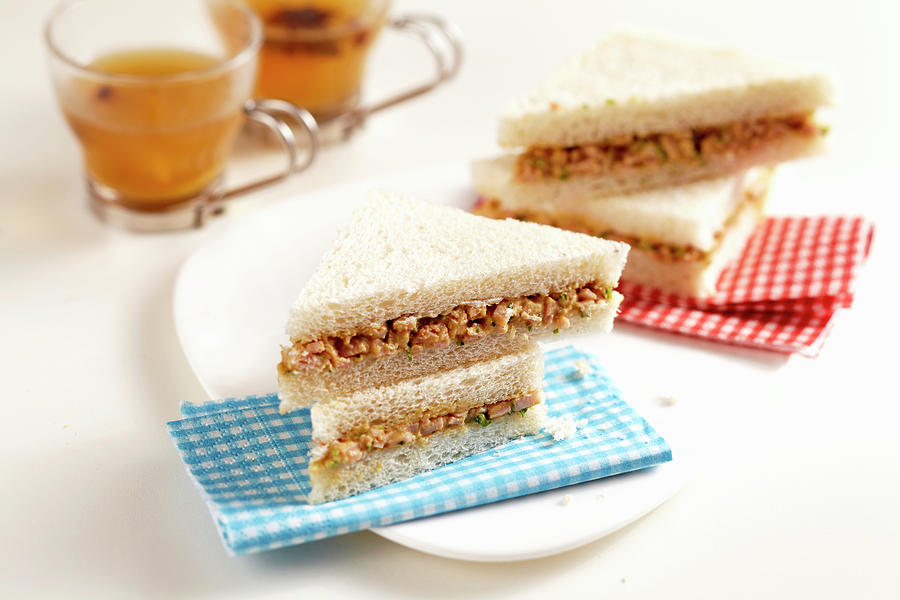 Hot Ham Sandwiches Served With Tea Photograph by Teubner Foodfoto