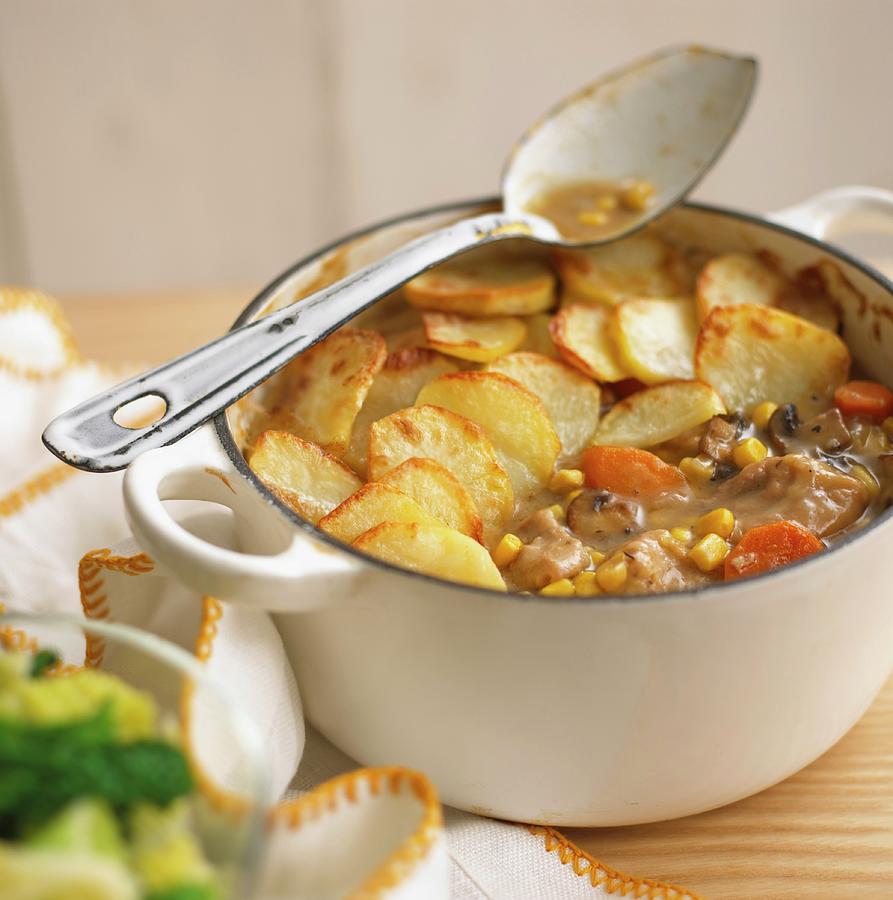 Hotpot With Chicken, Vegetables And Potato Topping Photograph by Dave King