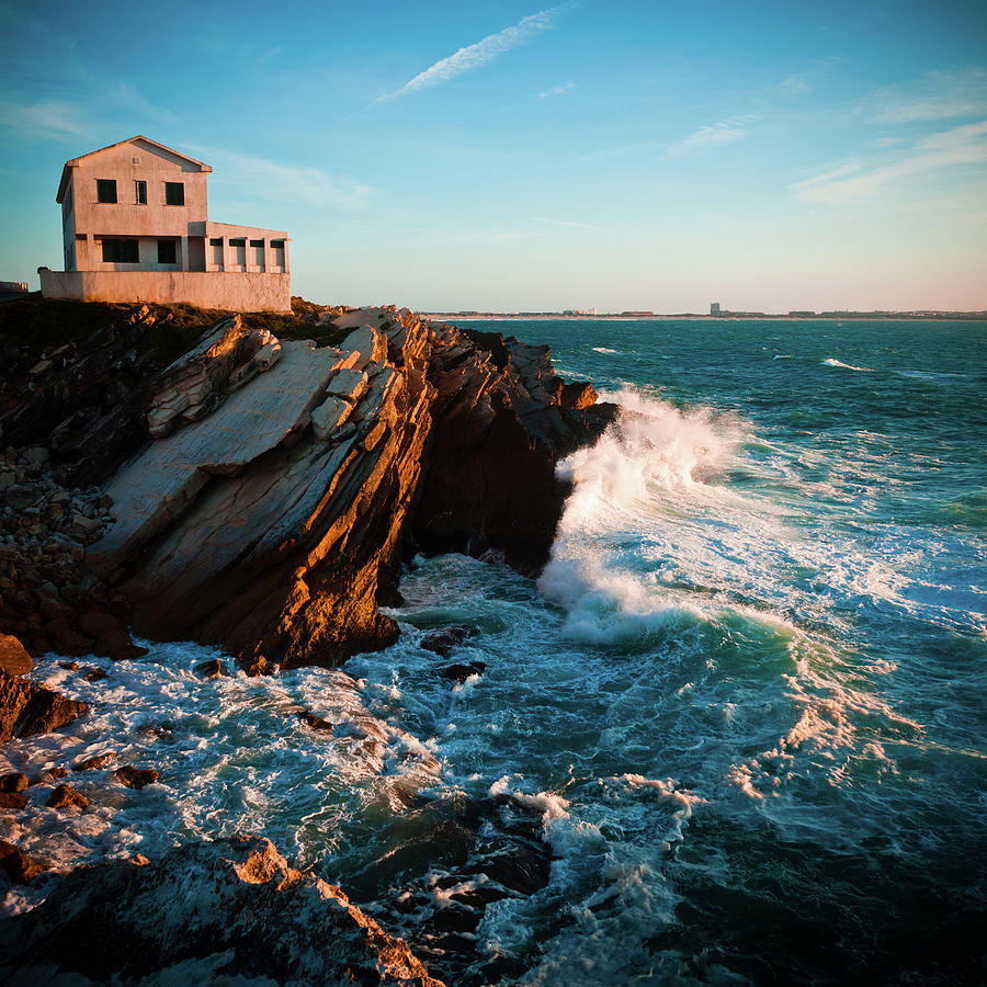 House Over The Cliff by Moreiso