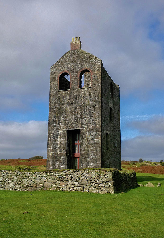 Housemans Shaft Pumping Engine House Bodmin Moor Cornwall Photograph by Richard Brookes