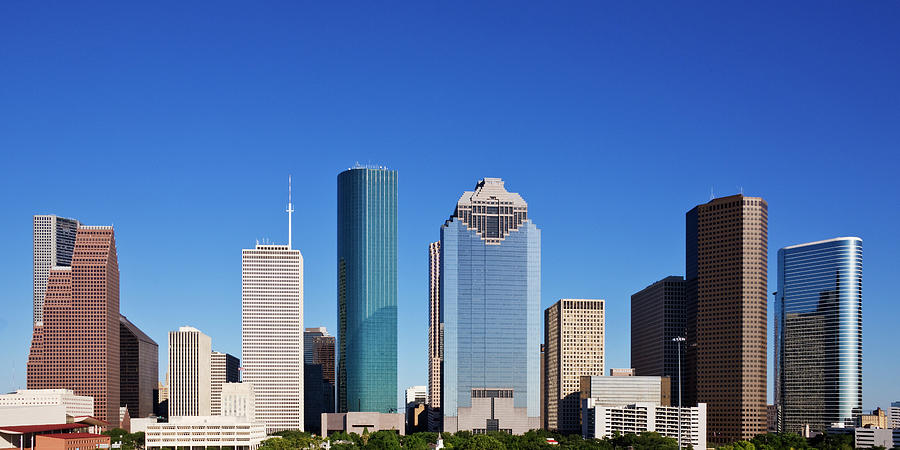 Houston Skyline Photograph by Jeremy Woodhouse