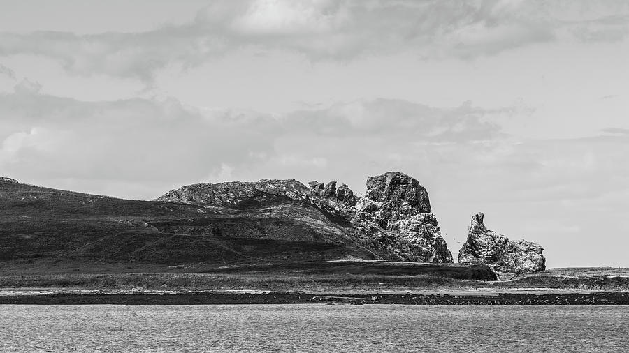 Black And White Photograph - Howth 06 by Tom Uhlenberg Black And White Photograph - Howth 06 by Tom Uhlenberg