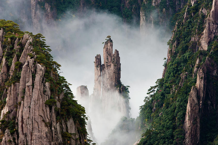 Huang Shan, Anhui Province, China Photograph by Mint Images/ Art Wolfe