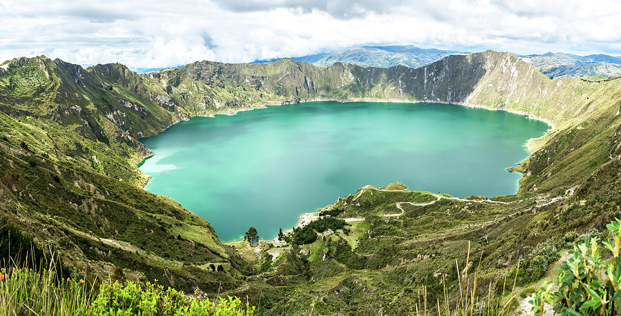 Huge And Turquoise Lake In Quilotoa, Ecuadorian Andes Volcanoes Route ...