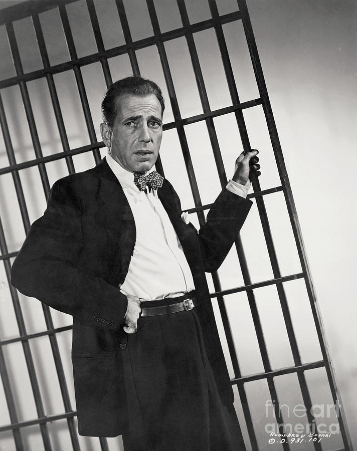 Humphrey Bogart With Jail Bars Photograph by Bettmann