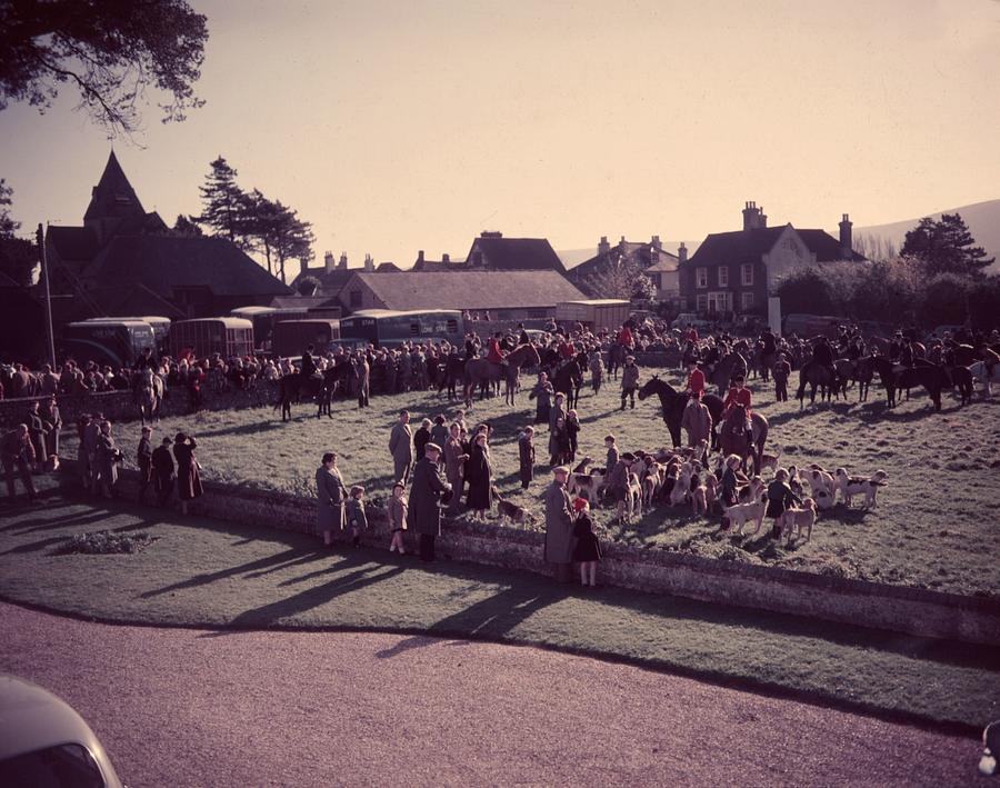 Hunt Meeting Photograph by Hulton Archive Hunt Meeting Photograph by Hulton Archive