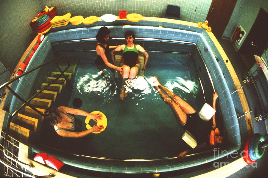 Hydrotherapy Photograph by John Beatty/science Photo Library