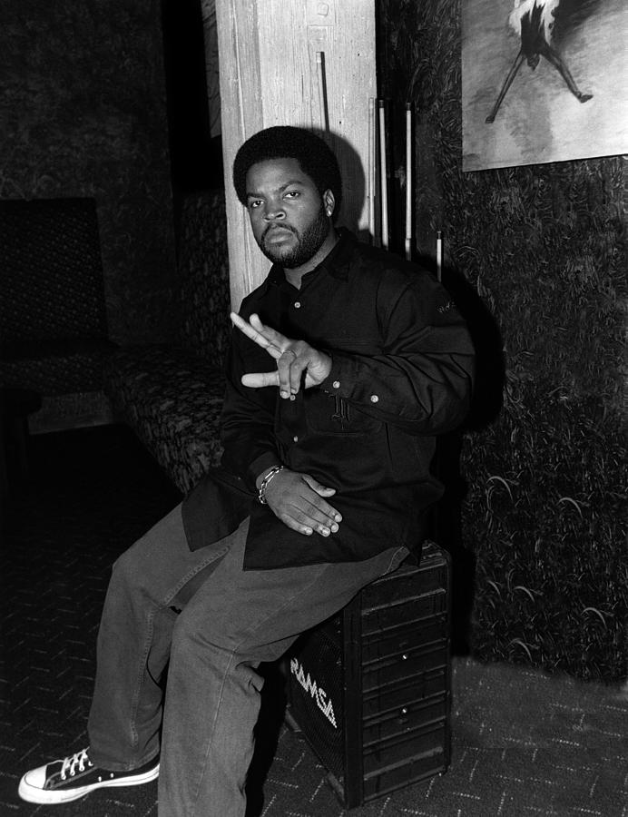 Ice Cube In Chicago Photograph by Raymond Boyd
