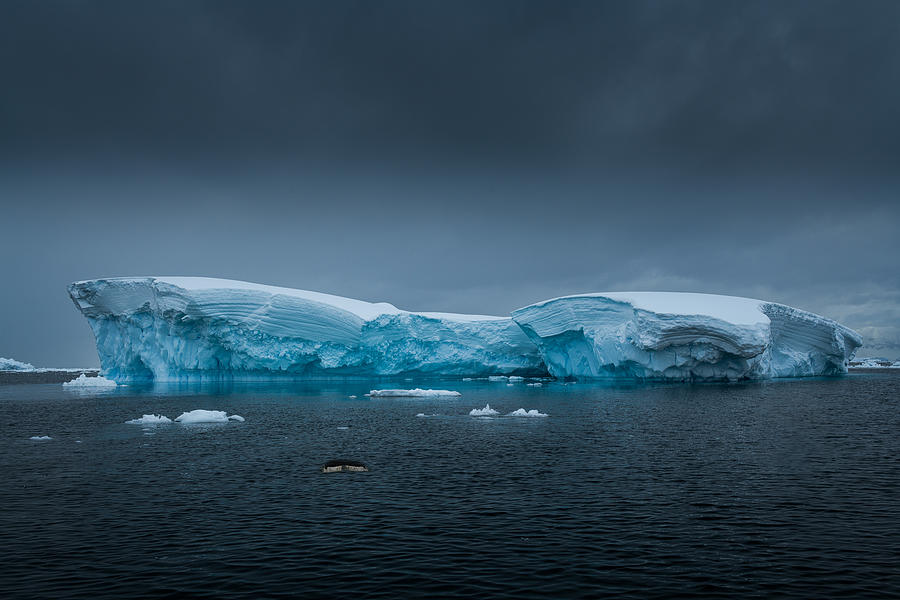 Nature Photograph - Iceberg by Chuanxu Ren