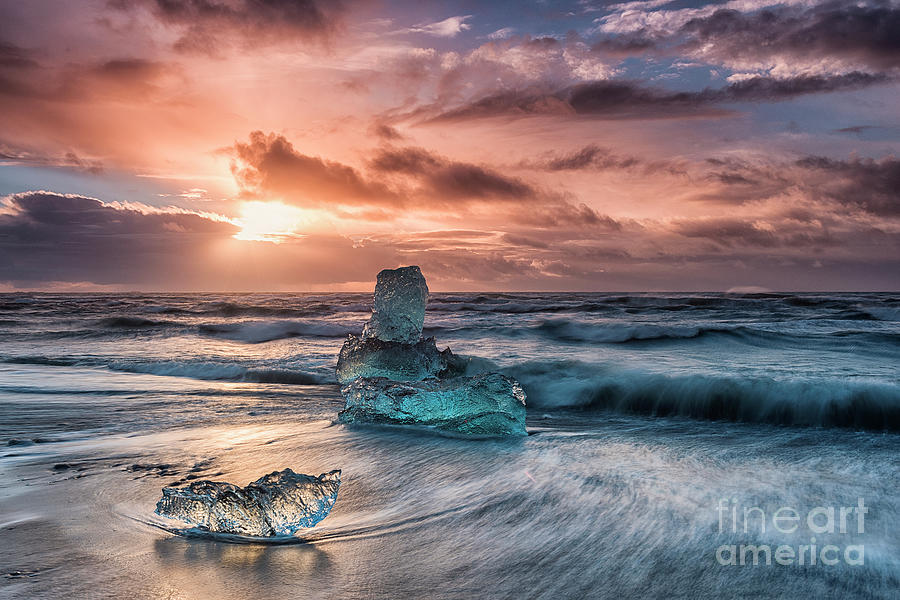 Icebergs Floating On Icy Beach Photograph by Technotr