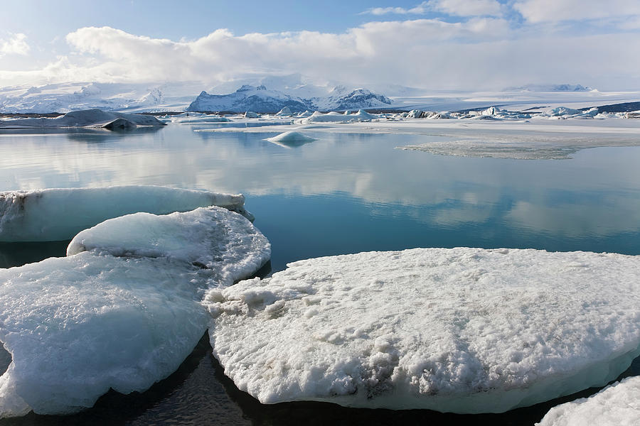 Icebergs, Jokusarlon Lake, Iceland Photograph by Peter Adams