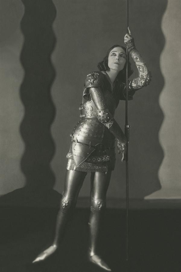 Ida Rubinstein As Saint Sebastian Photograph by Wladimir Rehbinder