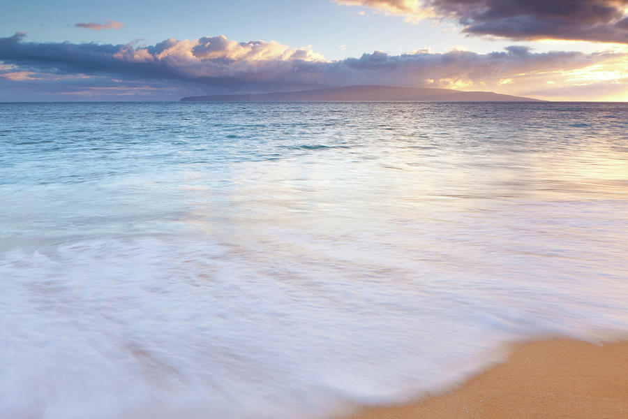Idyllic Sunset Over Maui, Hawaii Photograph by Wingmar