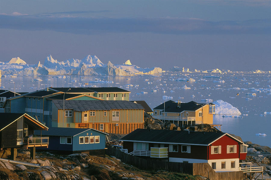 Nature Digital Art - Ilulissat, Disko Bay, Greenland by Bernhard Fichtl