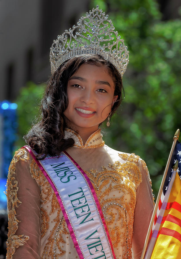 Immigrant Day Parade NYC 6_8_19 Miss Teen Vietnam Photograph by Robert Ullmann