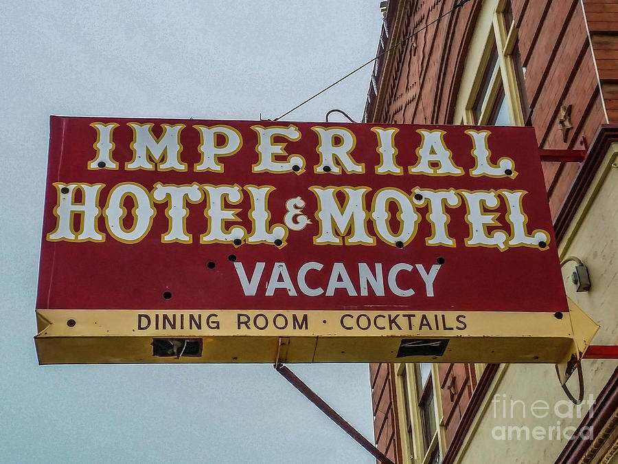 Imperial Hotel - Motel Photograph by Tony Baca