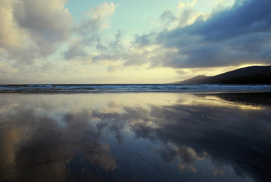 Inch Beach In Ireland Photograph by Jean-philippe Tournut