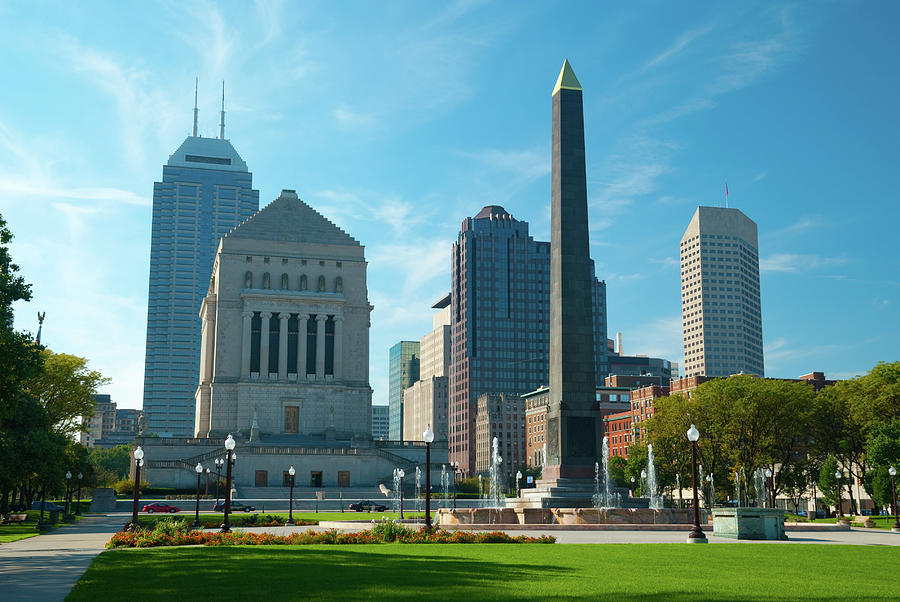 Indianapolis Skyline And Memorials Photograph by Davel5957